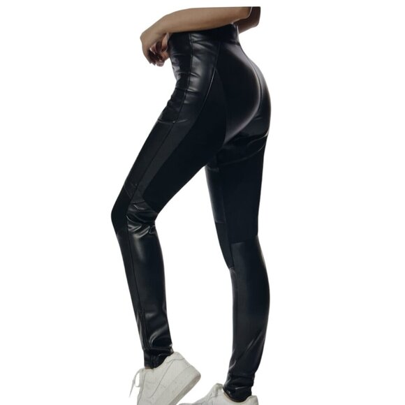 Smoke Rise Black Vegan Leather Moto Skinny Leg Pants Size: Small - Picture 2 of 10